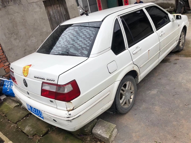 05年桑塔纳3000